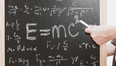 Уважают ли в Беларуси учителей?